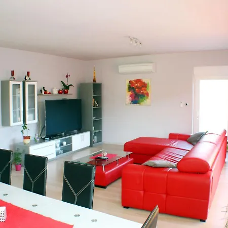 Kikiza - Mka520 By Interhome *